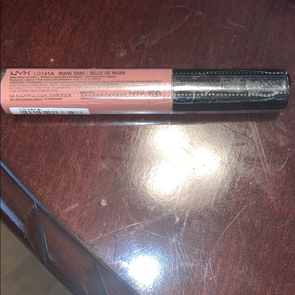 NYX Miami Babe